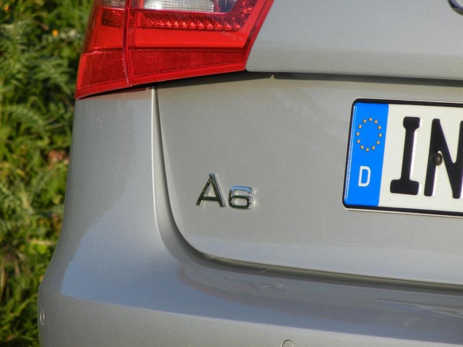 Детали экстерьера Audi A6 3.0T S-Line Sedan (4G, C7) 2011 года  (WW) (фото 76 из 115)